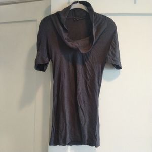 Cowl-neck stretchy T-shirt